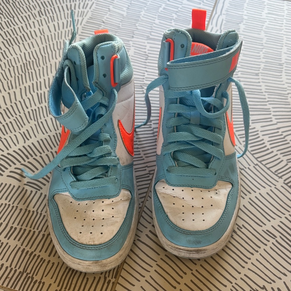 Kids Nike dunks high top
